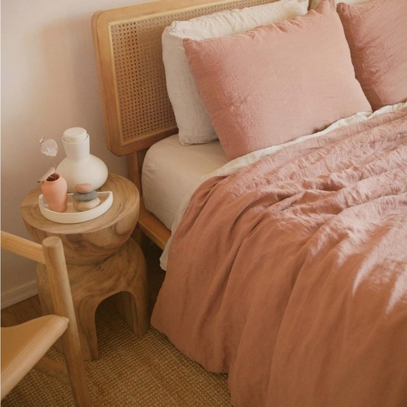 Parachute Home Organic Cloud Cotton Quilt Two Pillow Shams Clay